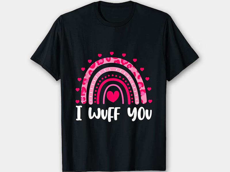 schwarzes T-Shirt mit pink Regenbogen mit Herzen und dem Slogan - I wuff you